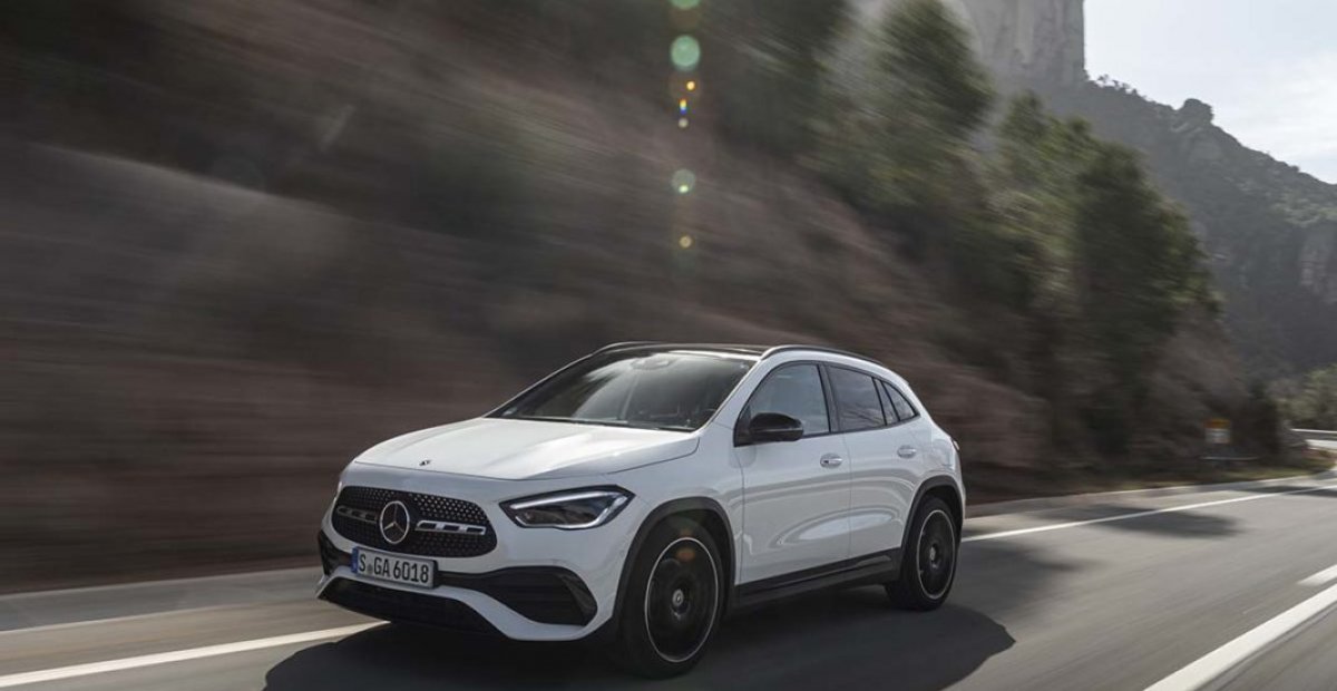 <p>Mercedes Benz GLA 200 AMG</p>