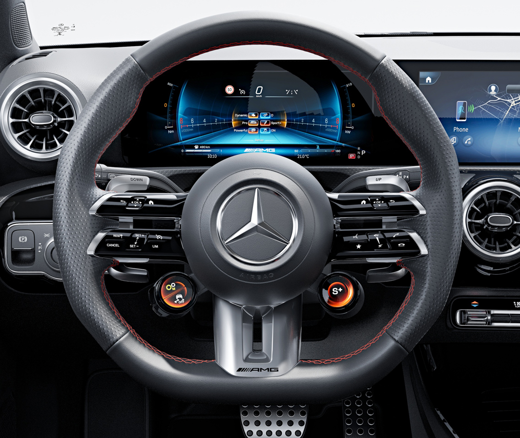 <p>Mercedes-AMG Clase A Hatchback</p>