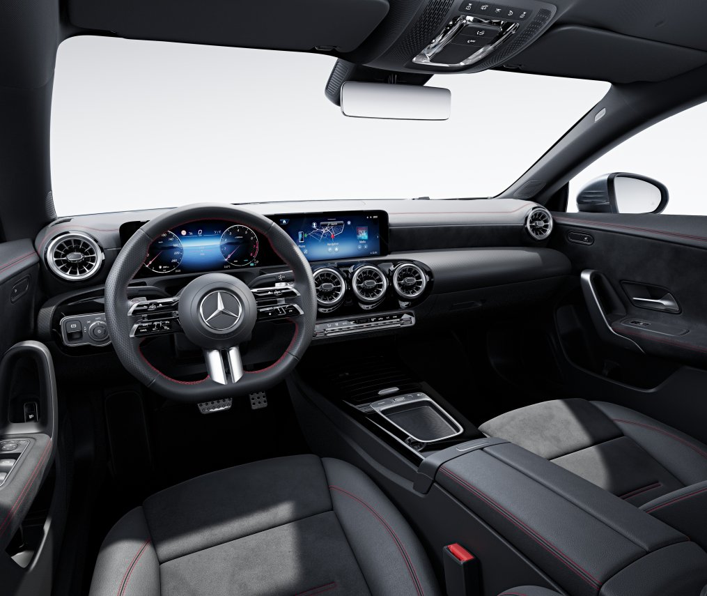 <p>Mercedes-Benz CLA Coupé</p>