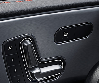 <p>Mercedes-AMG CLA Coupé</p>